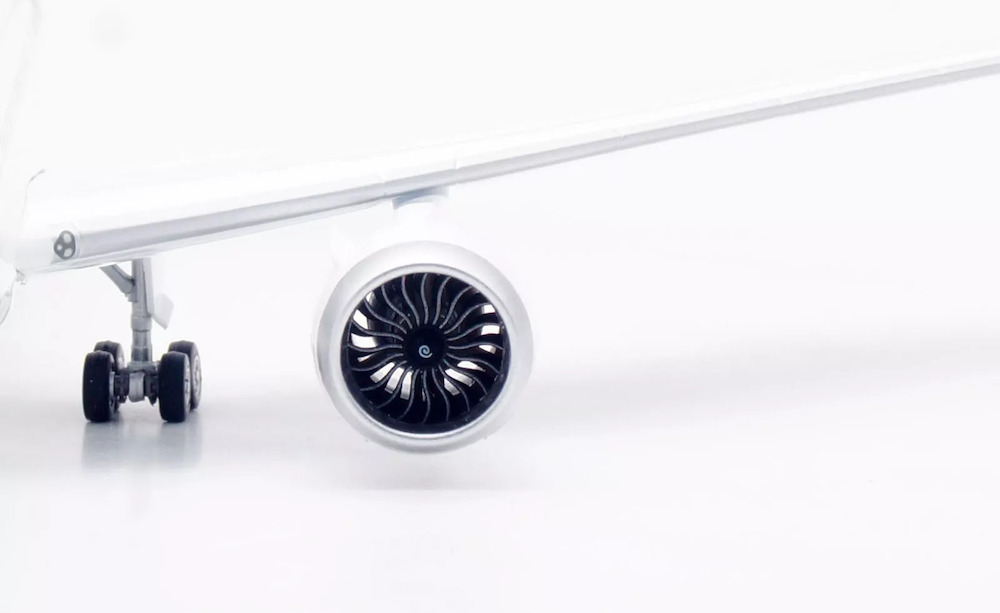 THAI航空 Boeing 787-8 Dreamliner 1/500 Boeing 787-8 Dreamliner Thai Airways | Modelsnavigator.com