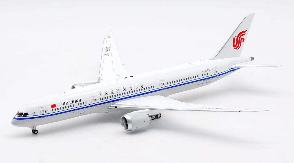 Boeing 787-9 Dreamliner 1:200モデル Amazon.com: Boeing Unified 787-9 Dreamliner 1:200 Model