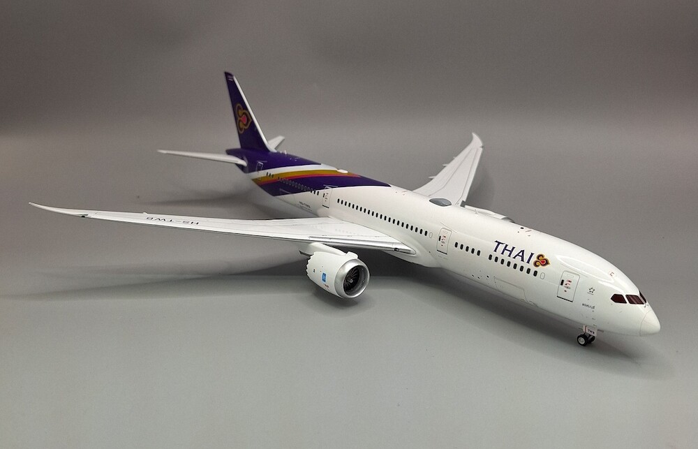 Aviation 1:400 THAIタイ国際航空 B787-9 HS-TWB Aviation400 Thai Airways International Boeing 787-9
