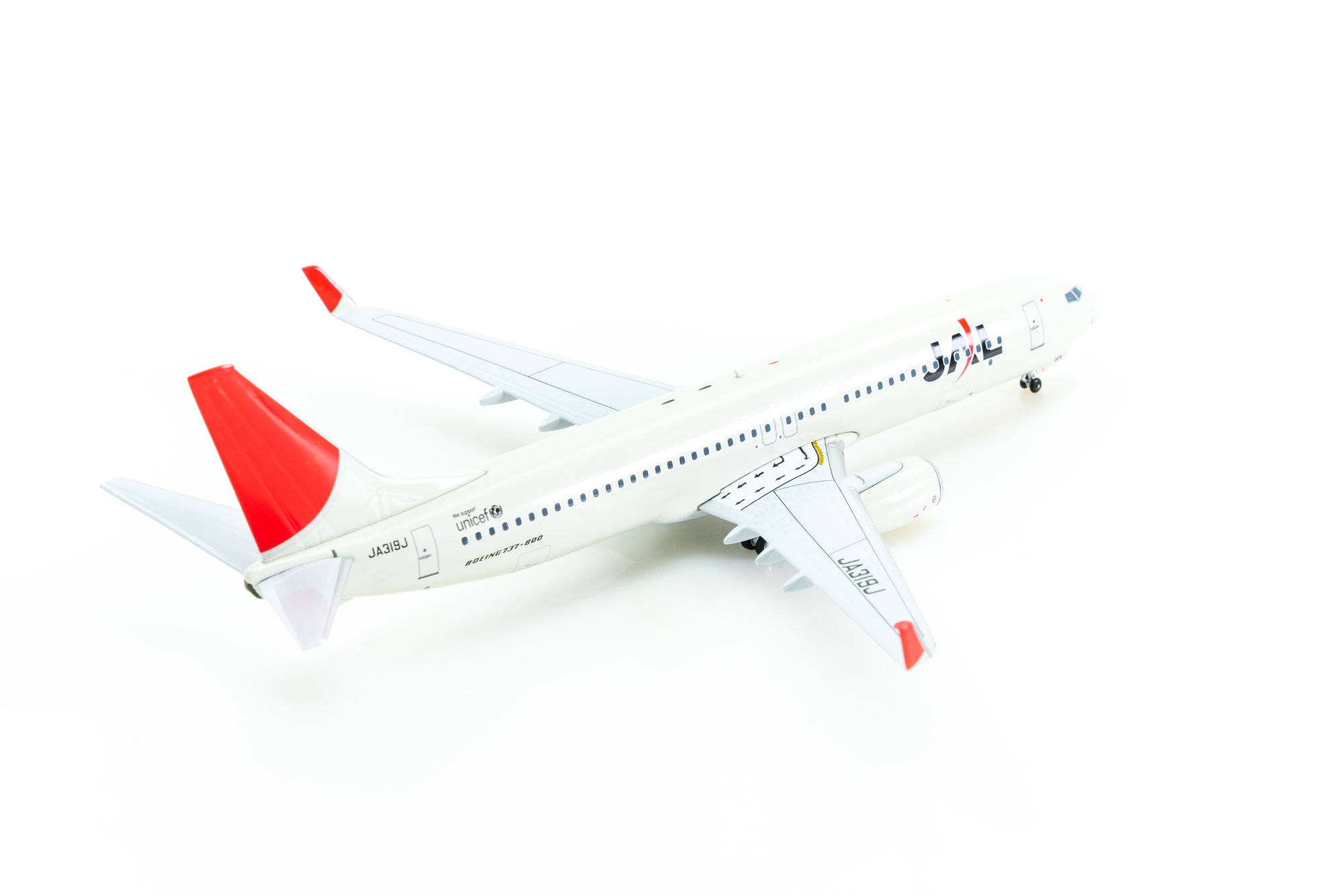 BOEING B737-800 JAL Expres 