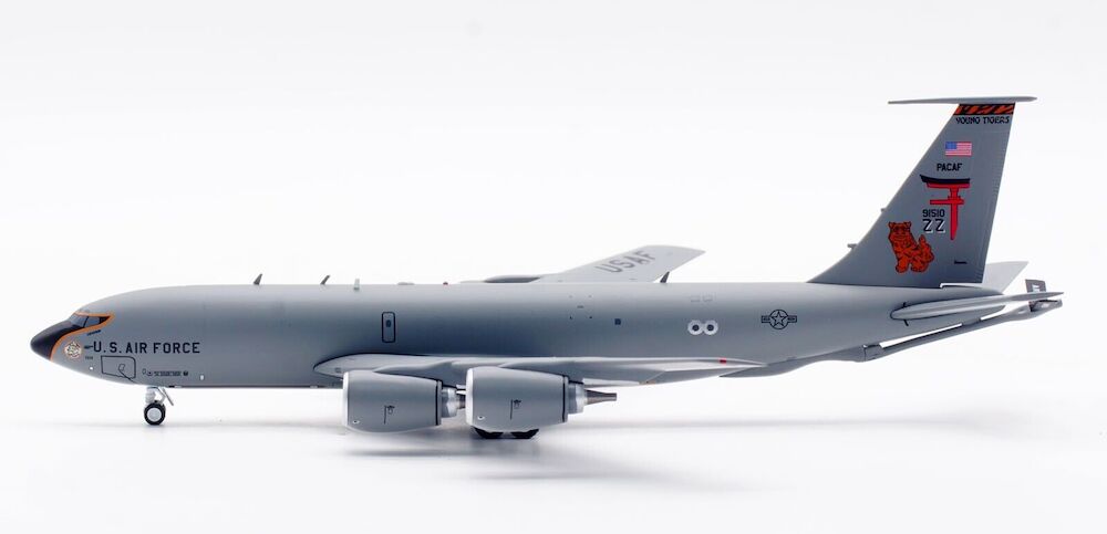 Boeing KC135 Stratotanker USAF Kadena AFB | Modelsnavigator.com