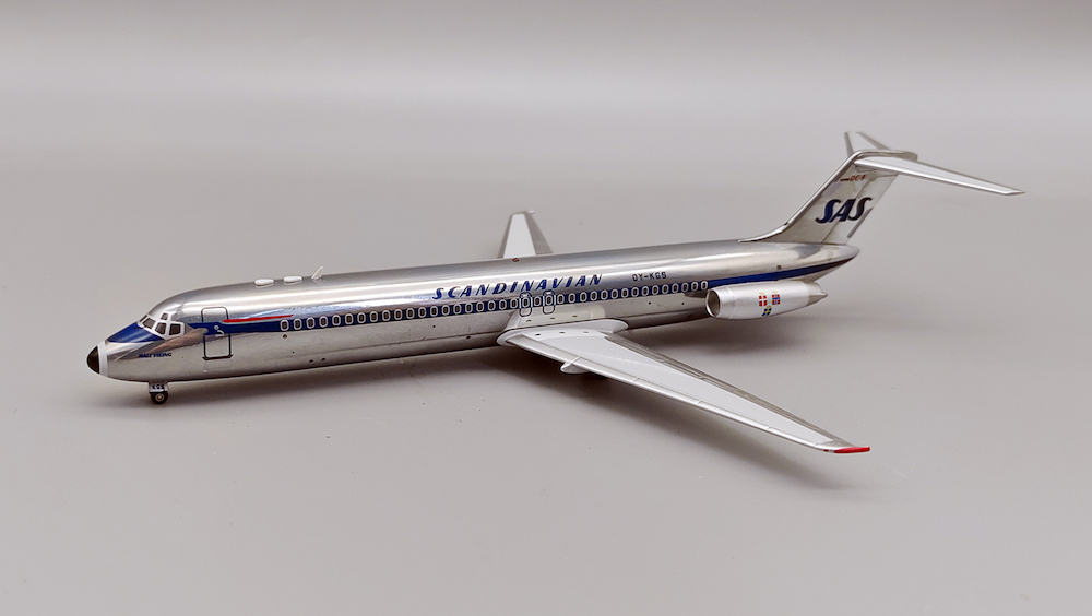 AMP Douglas Dc-9 /40 SAS, Swedeweys (1/144) AMP144-013