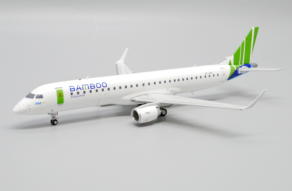 1/200 E190-200LR バンブー・エアウェイズ OY-GDC JC Wings E190-200LR バンブー・エアウェイズ OY-GDC スタンド