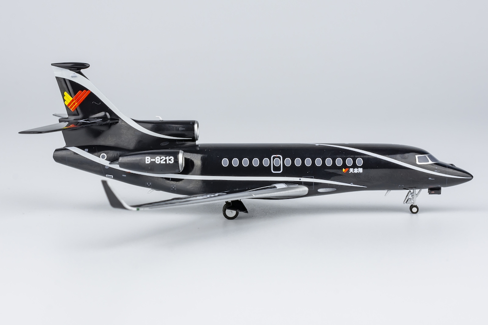 Falcon 7X Deer Jet | Modelsnavigator.com