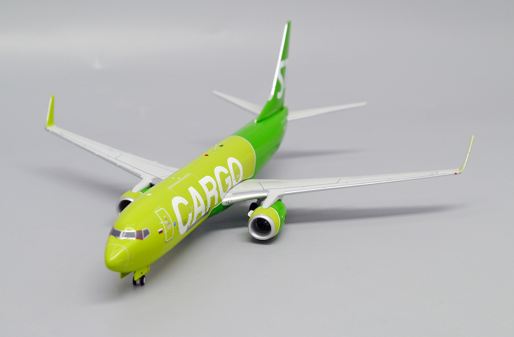 ScaleModelStore.com :: JC Wings 1:200 - LH2302A - S7 Cargo
