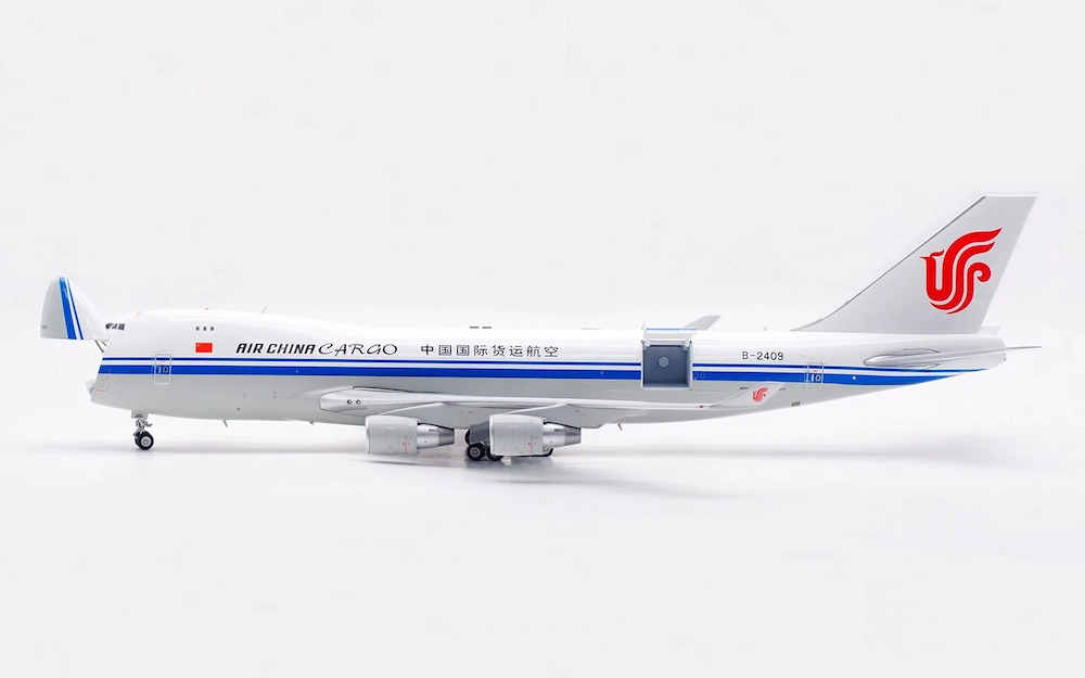 1/400 JA CARGO 747−200F Blue Box 1:400 China Airlines Cargo Boeing 747-200F N/A | MADb