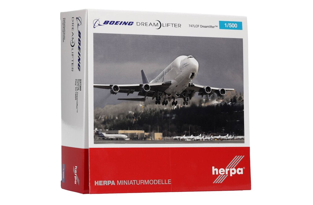 Amazon.com: herpa Boeing 747LCF Dreamlifter 1:500 Scale