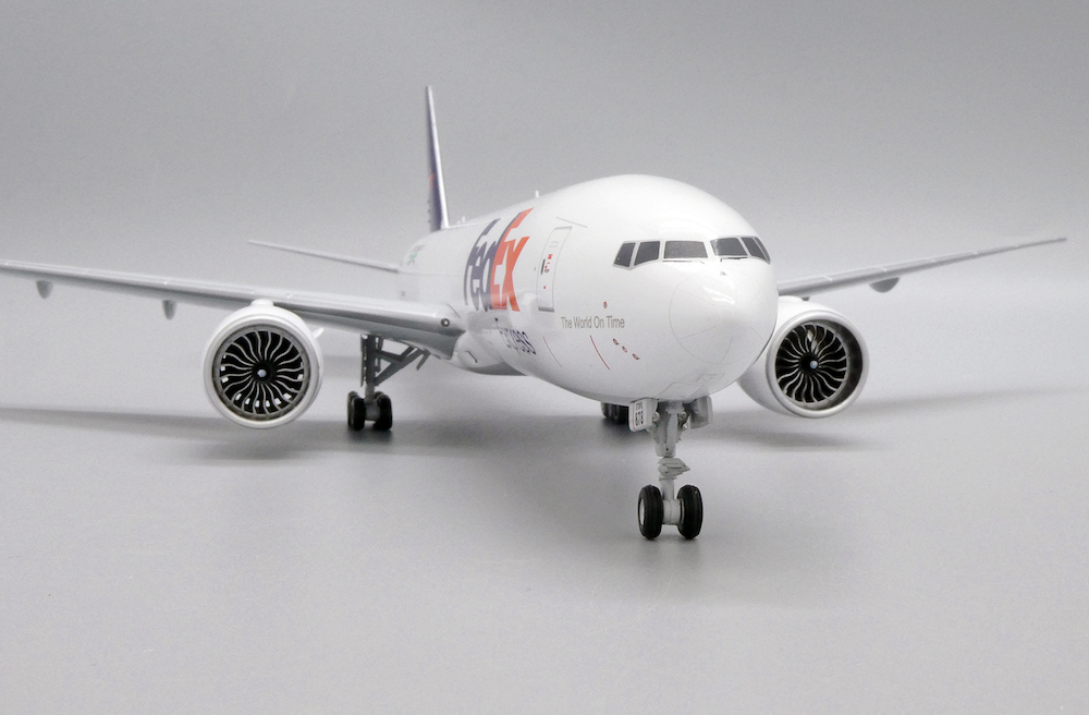 Boeing 777-200F FedEx 