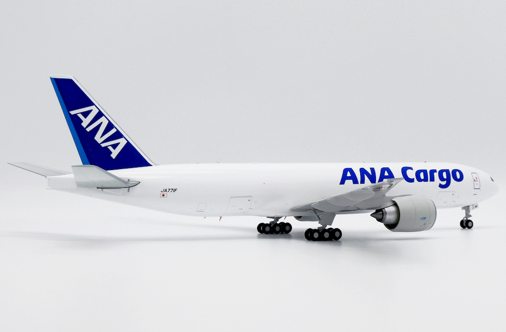 Boeing 777F ANA Cargo 