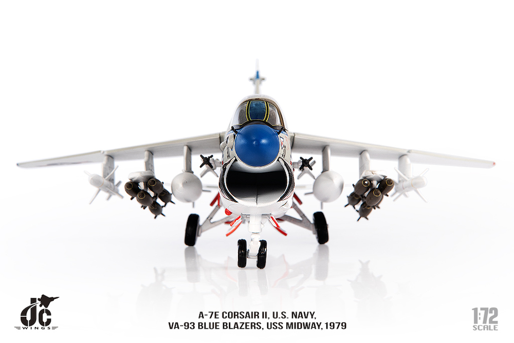 Amazon.co.jp: ジェミニ 1/72 A-7E コルセアⅡ アメリカ海軍 VA