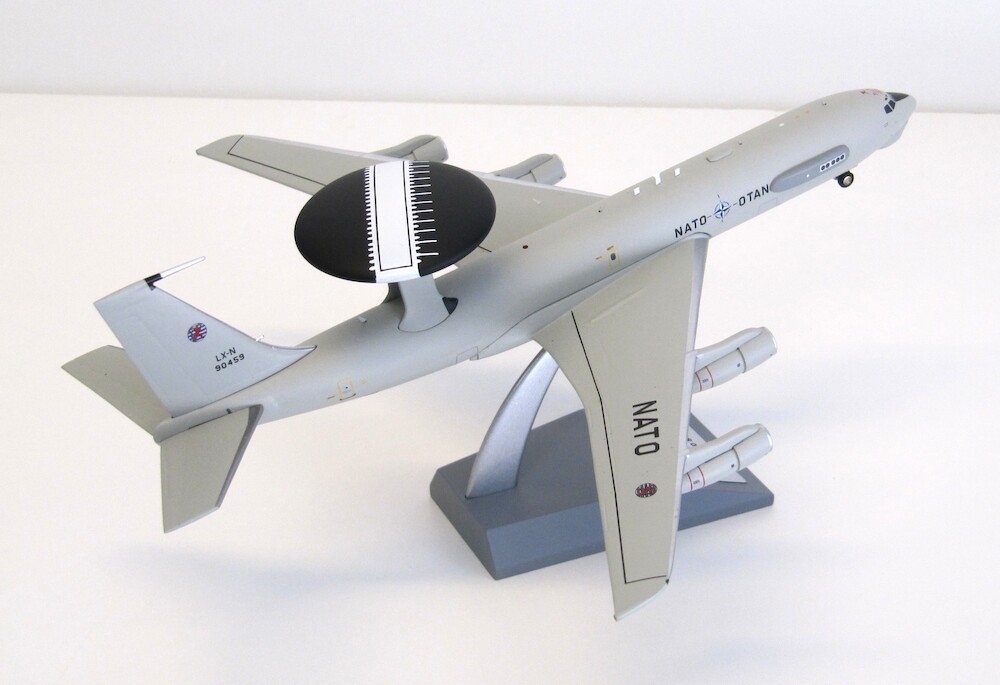 INFLIGHT200 AWACS E-3 セントリー 1/200 Amazon.com: Inflight USA Air Force E-3B Sentry B707-300