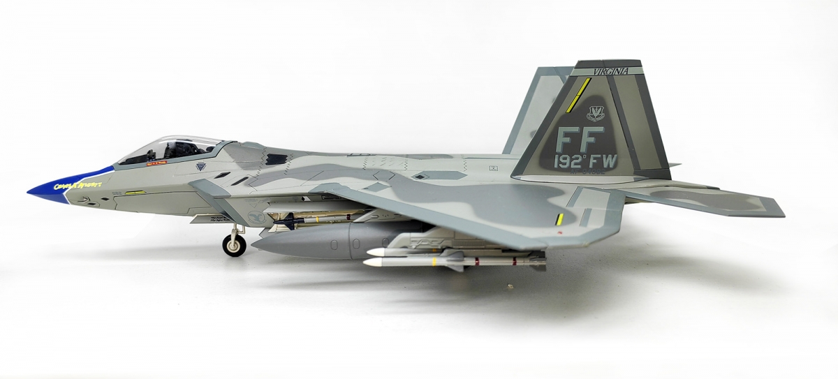 F-22 1/72 94戦闘飛行隊 特別塗装Cripes A'Mighty Hobby Master F-22 アメリカ空軍 第192戦闘航空団 第94戦闘飛行