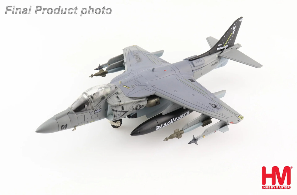 大人気新品  Harrier II AV-8B Plus VMA-214  軍用機