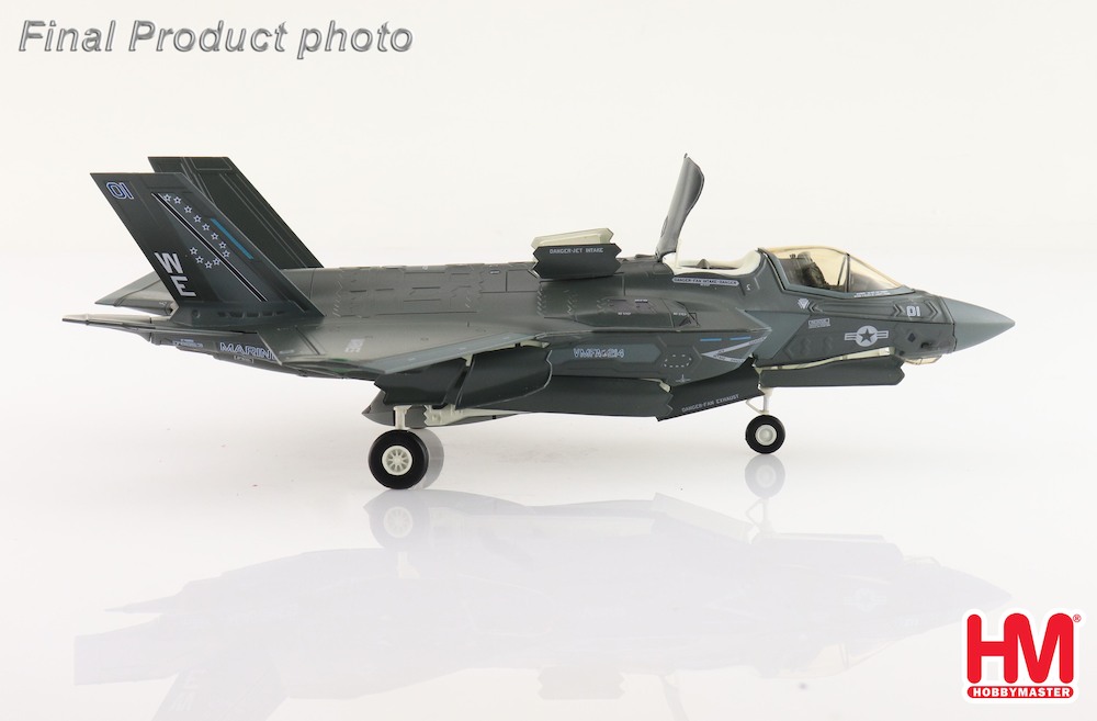 Amazon | HOBBY MASTER 1/72 完成品 Lockheed U-2R Black Cat