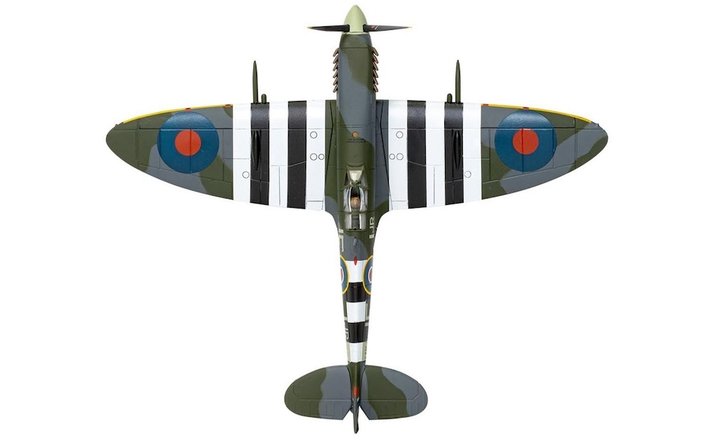 Spitfire Nk,IX Mk329 Cdr.J.E.Johnson, No.144 Wing Royal