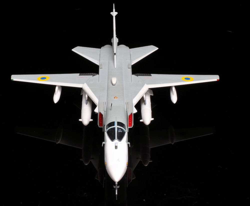 Sukhoi SU-24MR Ukrainian AirForce 35 Yellow | Modelsnavigator.com