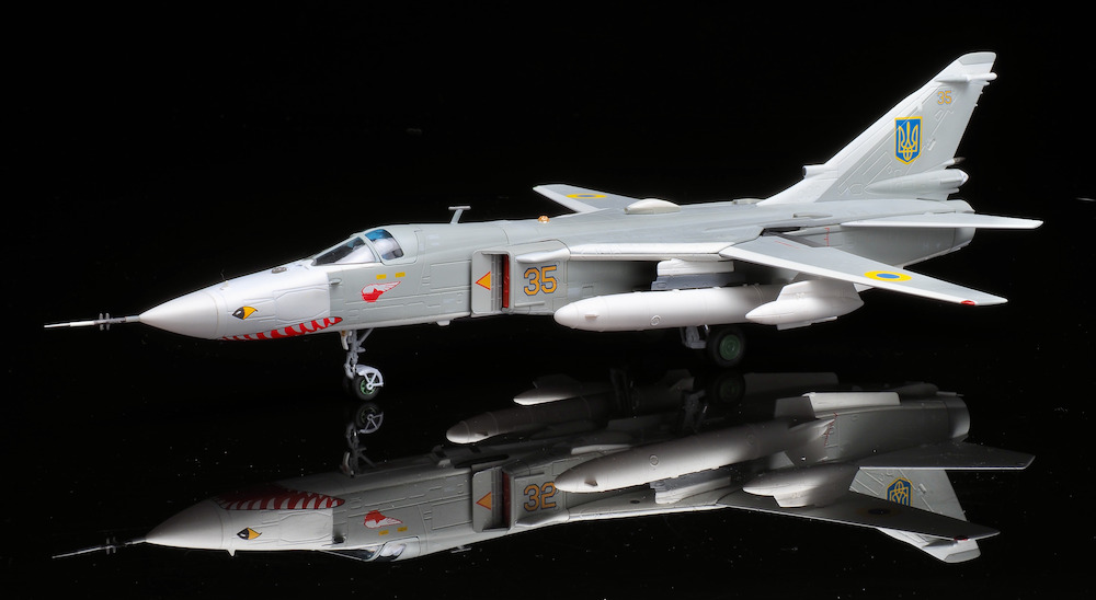 Sukhoi SU-24MR Ukrainian AirForce 35 Yellow | Modelsnavigator.com