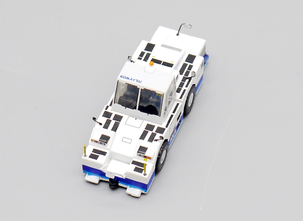 ANA All Nippon WT500E Towing Tractor | Modelsnavigator.com