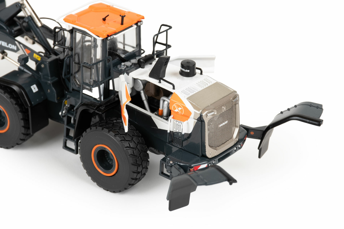 い出のひと時に、とびきりのおしゃれを！ DEVELON Loader DL420-7 Modelsnavigator.com | X Concept 建設車両、作業車