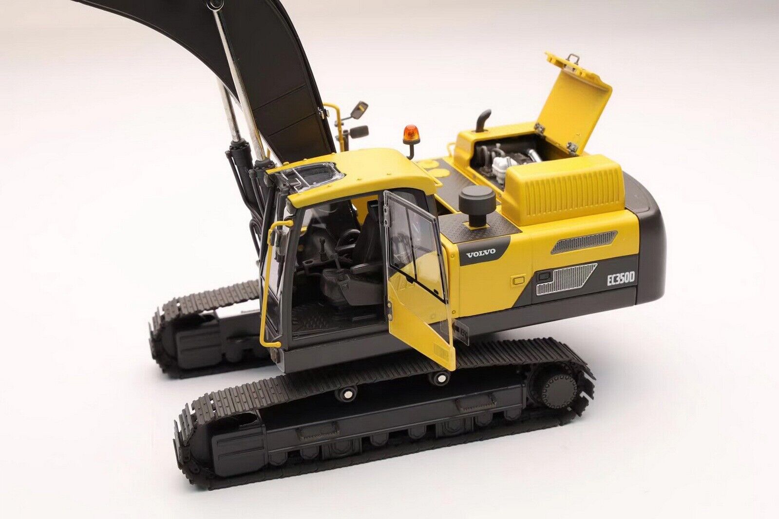 Crawler Excavator VOLVO EC350D