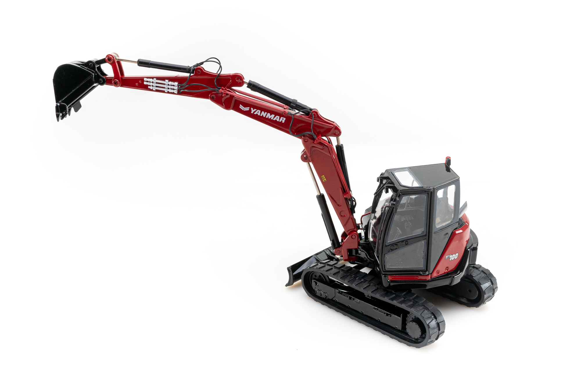 YANMAR SV100 Rouge | Modelsnavigator.com