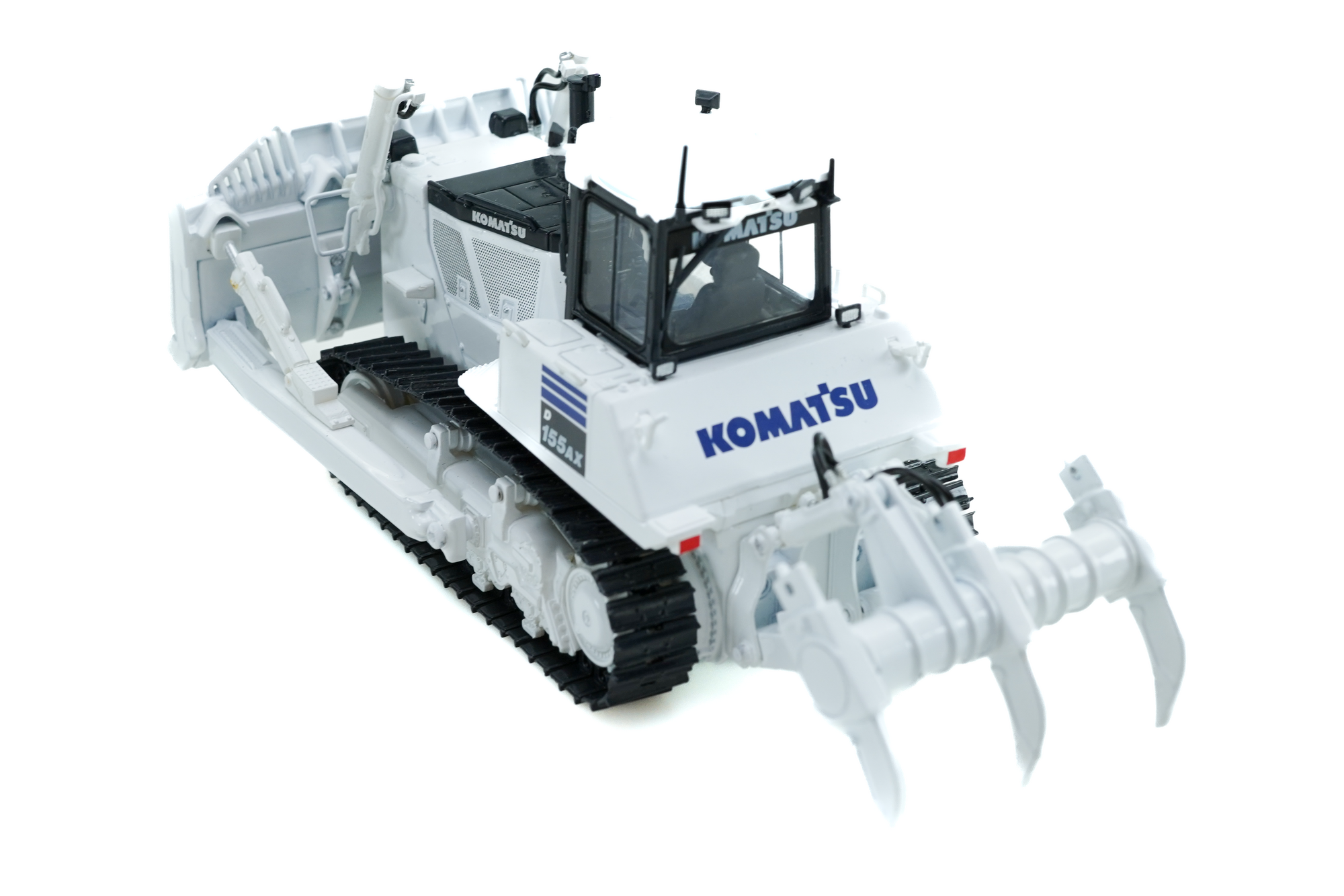 Komatsu D155AX-7 – White Edition