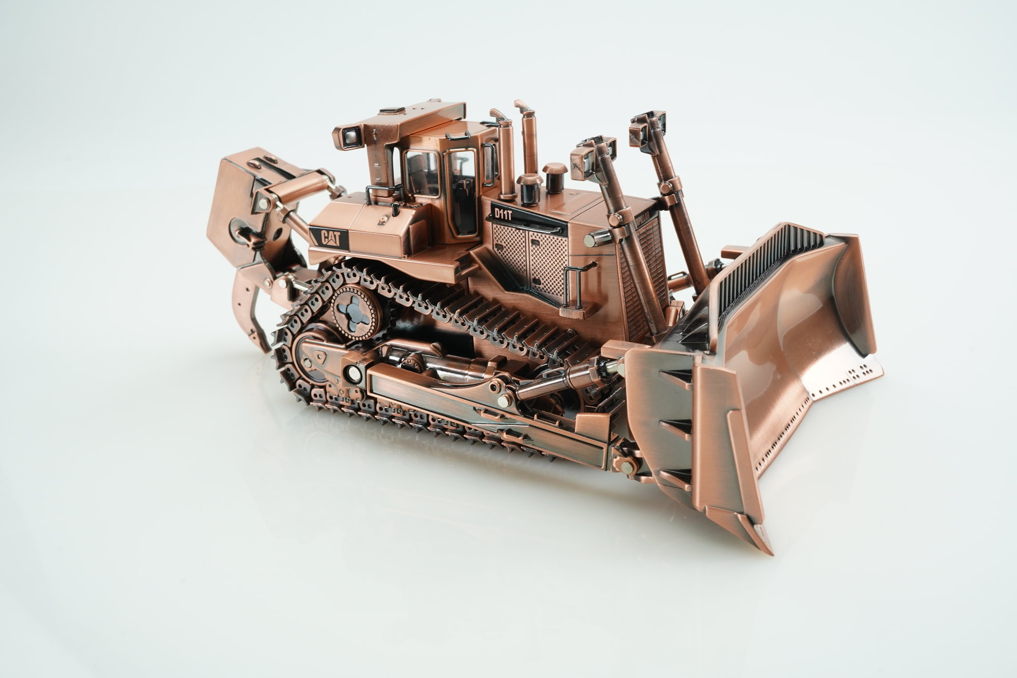 Cat D11T Track Type Tracktor - commemorative edition - copper ...