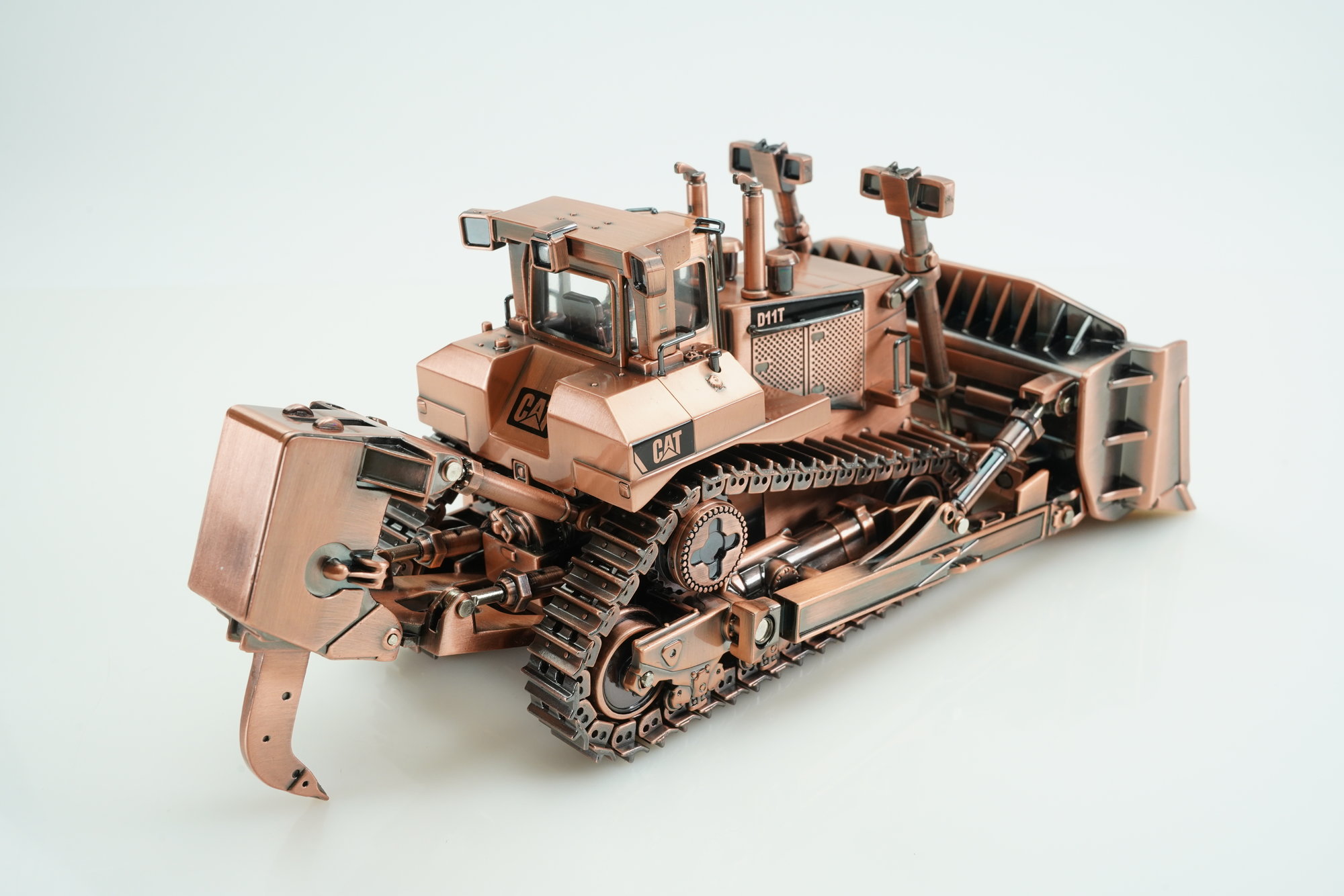 Cat D11T Track Type Tracktor - commemorative edition - copper ...