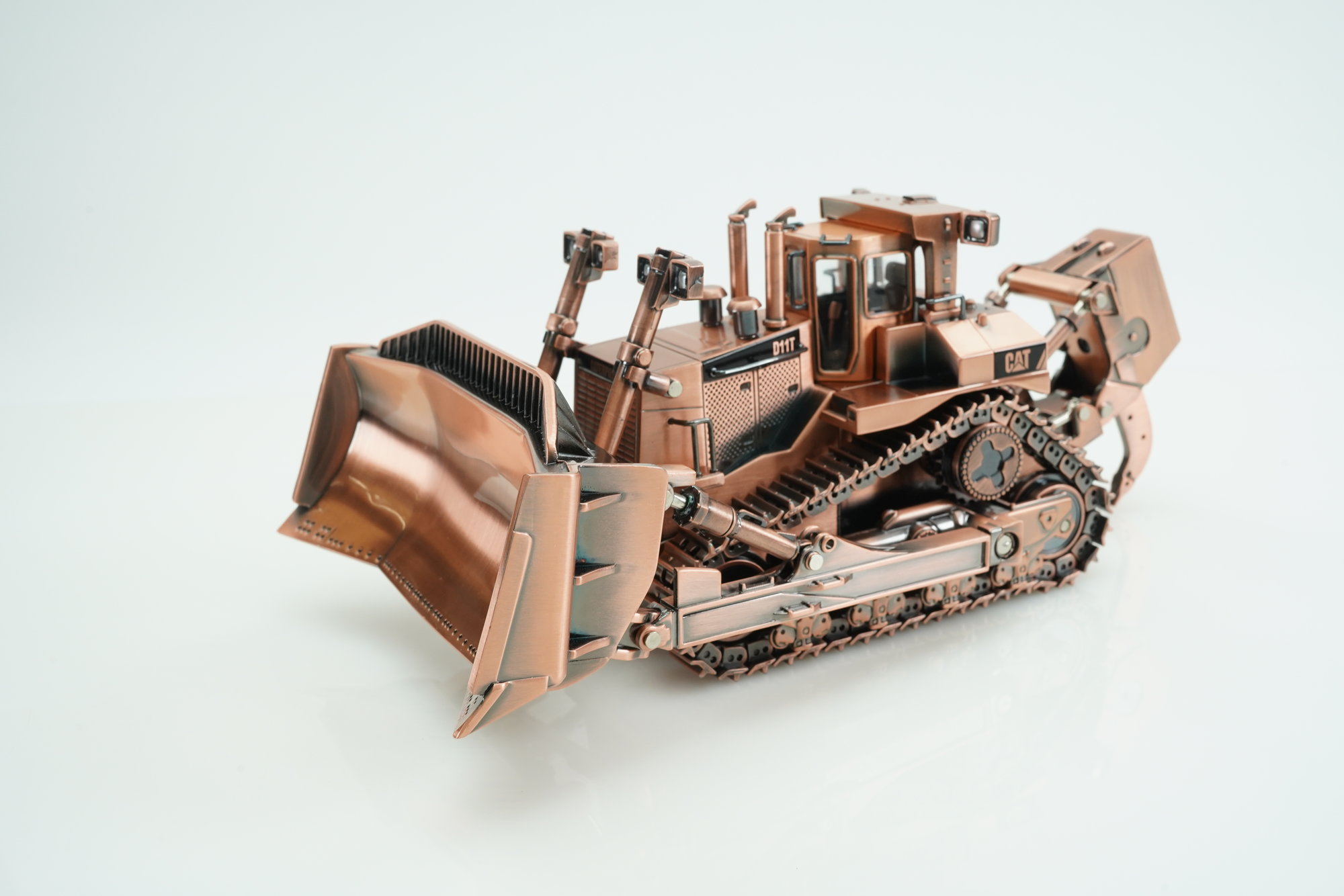Cat D11T Track Type Tracktor - commemorative edition - copper ...