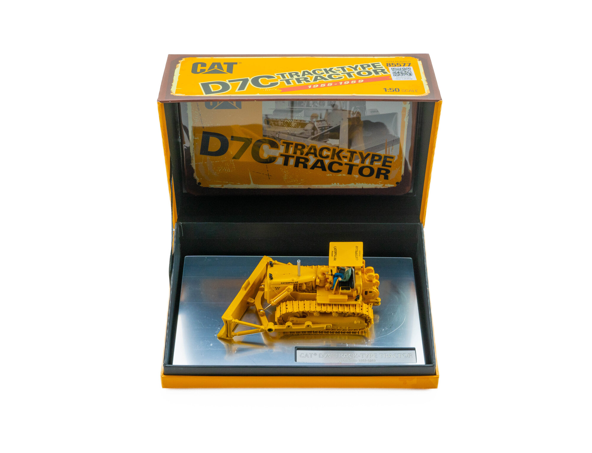 模型製作用品 CAT D7C TRACK-TYPE TRACTOR 85577 1:50 1:50 Cat®D7C Track Type Tractor — Diecast Masters America