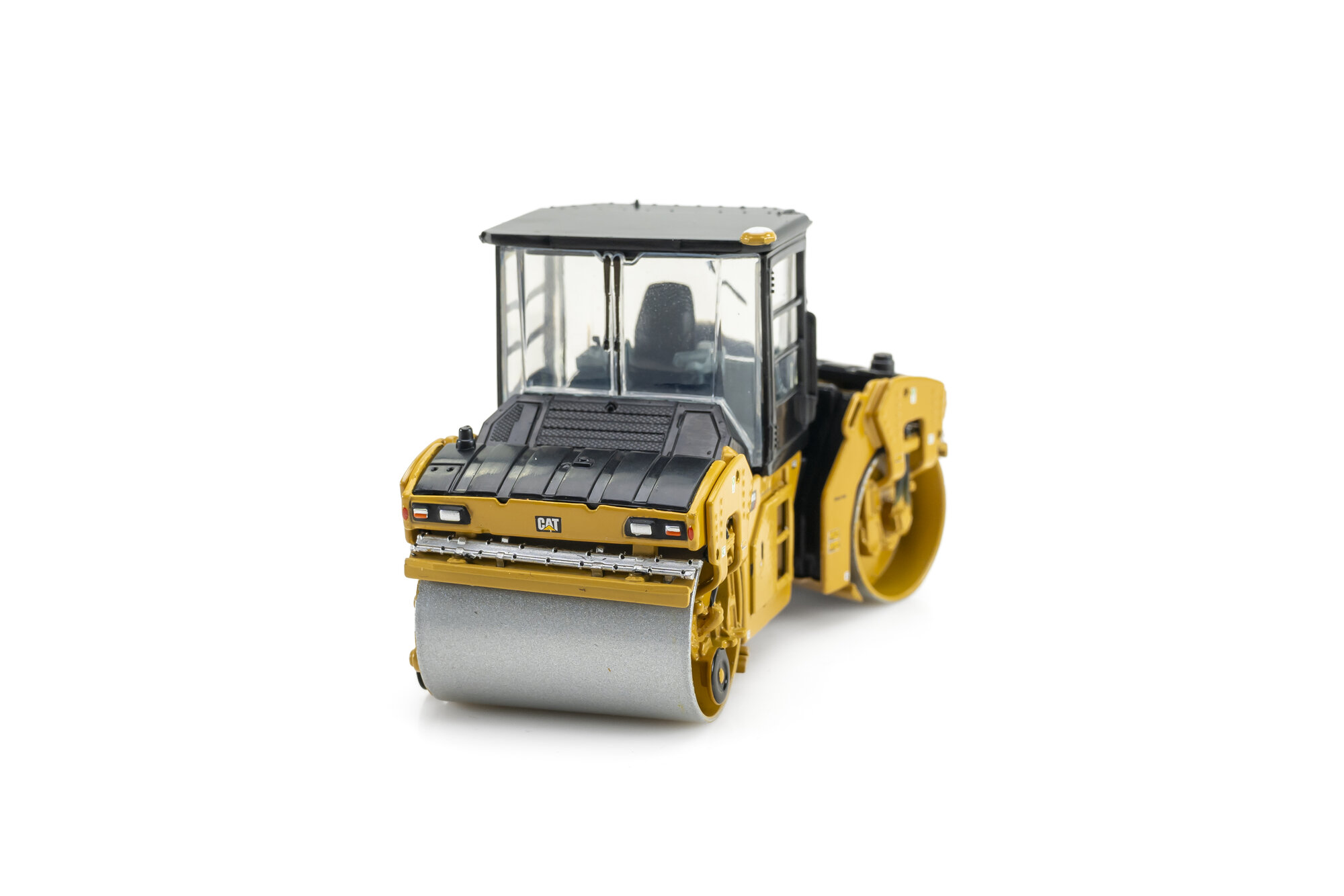 Cat CB-13 Tandem Vibratory Roller Cab | Modelsnavigator.com