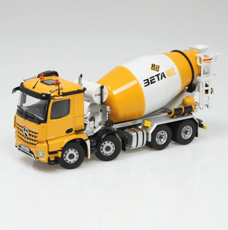 Mercedes-Benz Arocs 8x4 