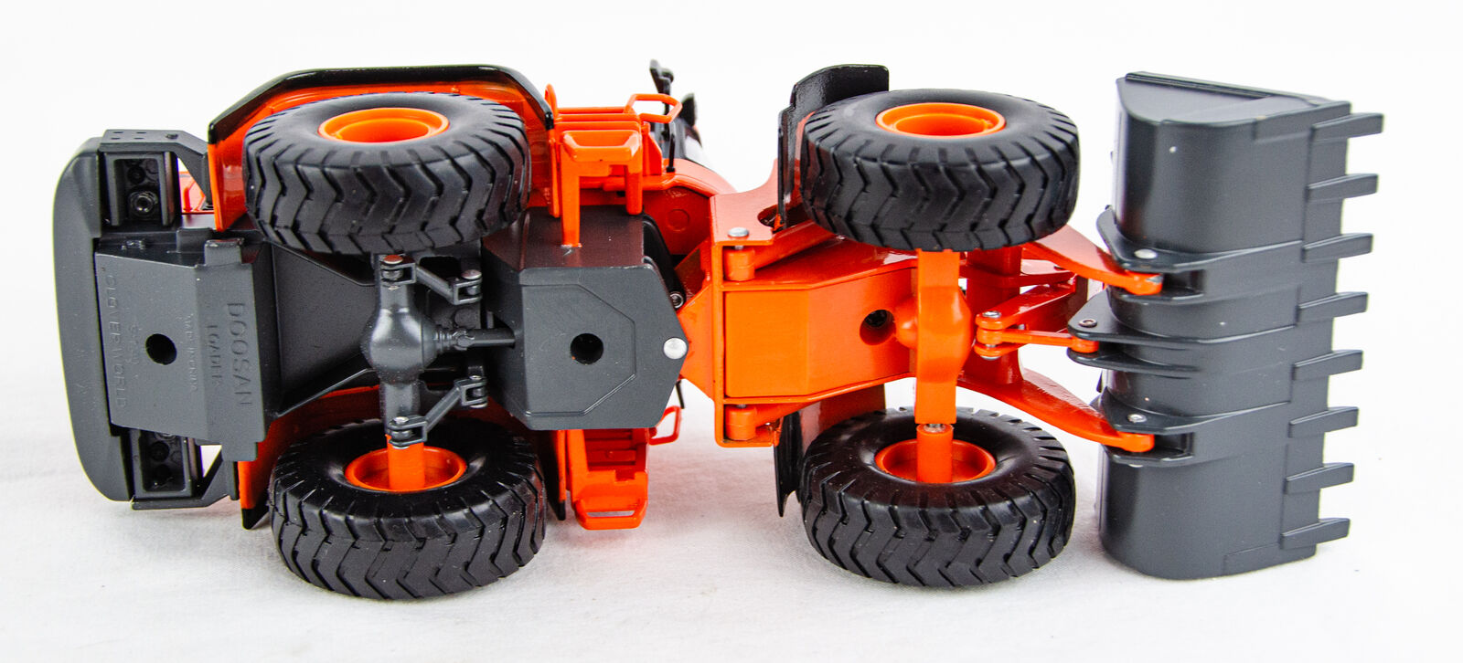Wheel loader DOOSAN DL420 | Modelsnavigator.com