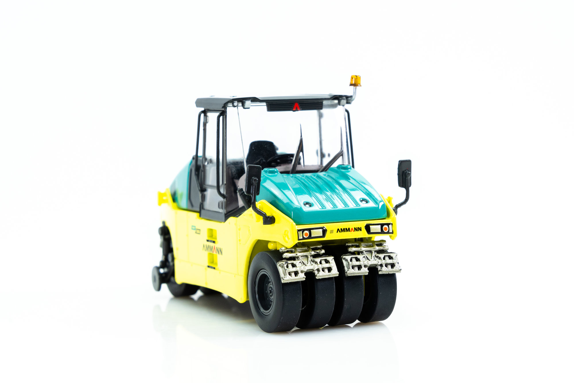Ammann ART280 Pneumatic Roller | Modelsnavigator.com