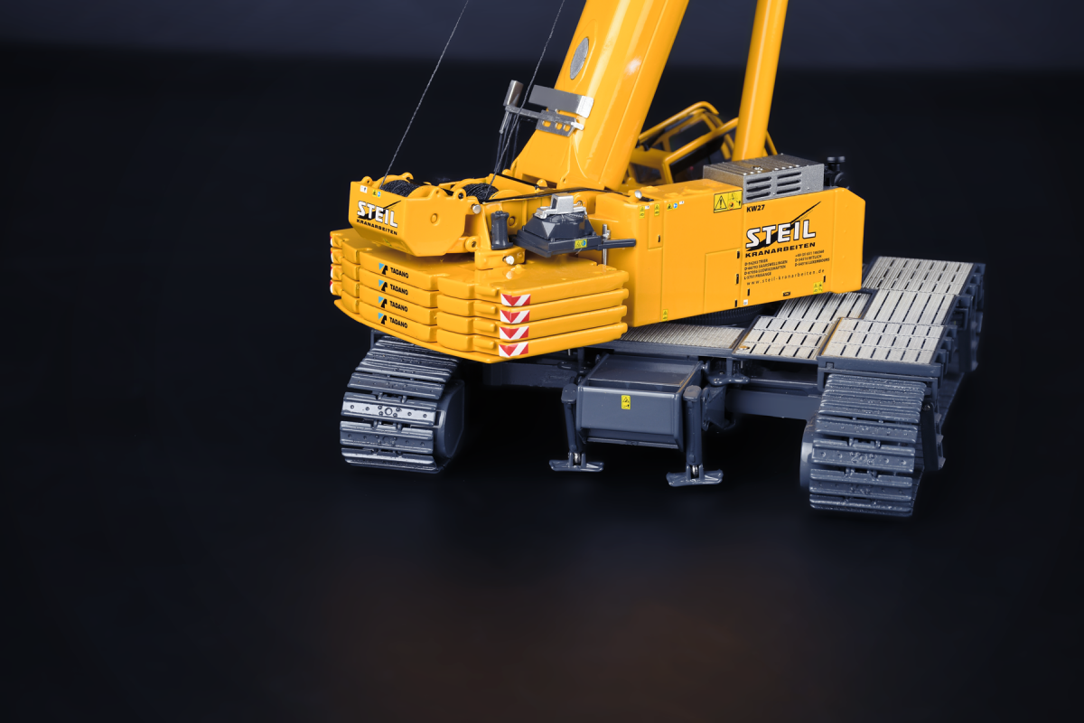 Amazon.co.jp: IMC 1/50 TADANO GTC-2000 FRANZ BRACHT 32-0209