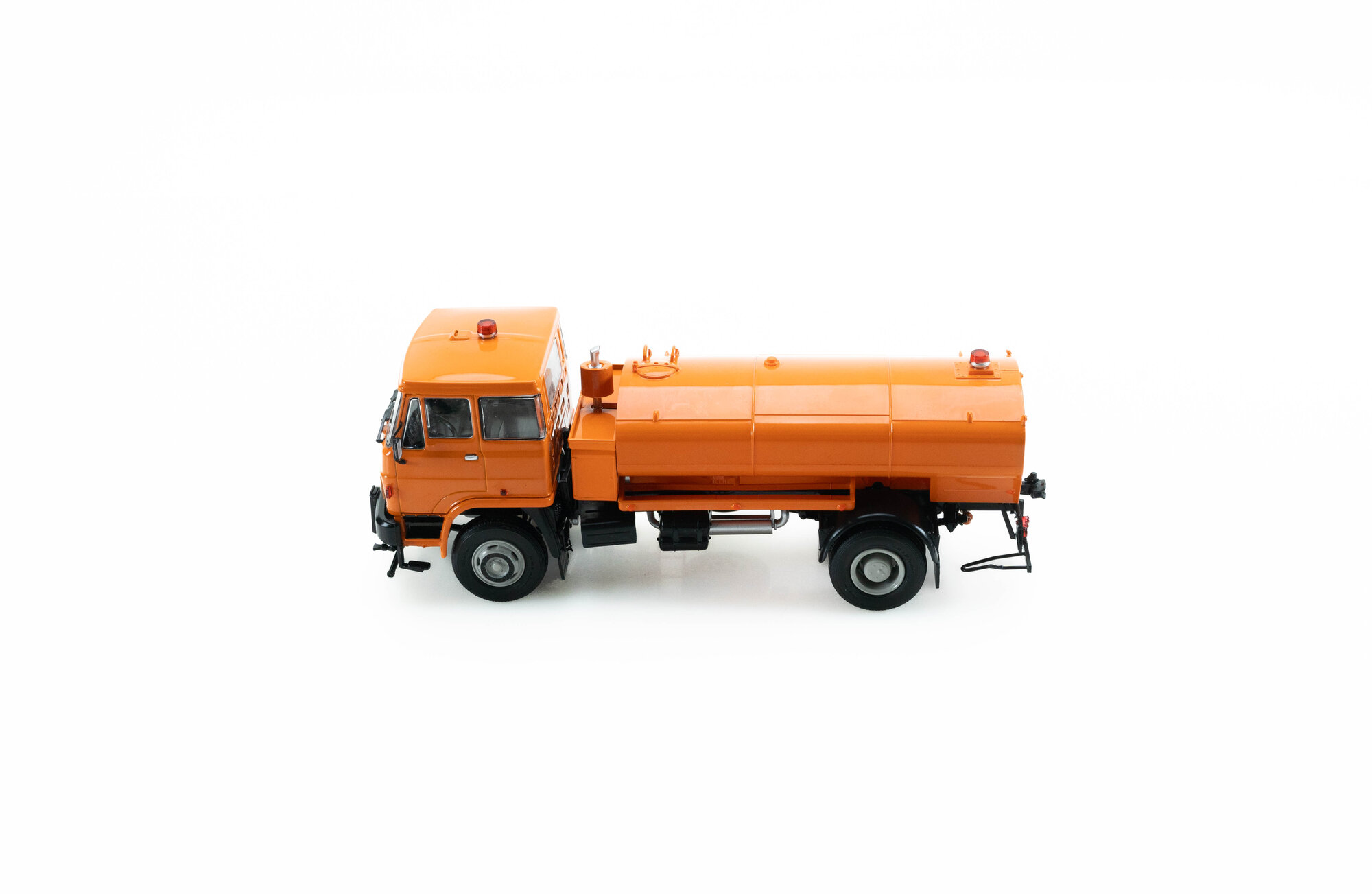 LIAZ 100.850 SA 8, orange | Modelsnavigator.com