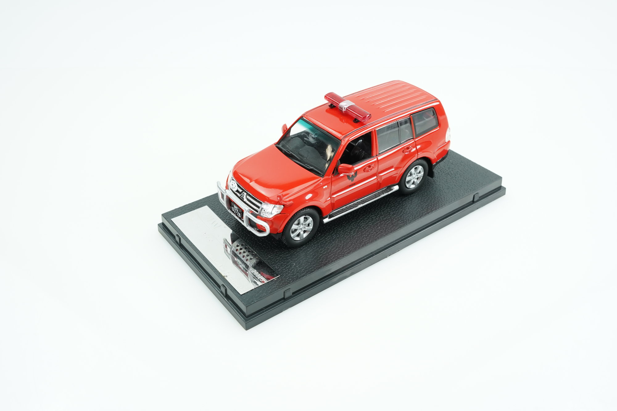 1/43 Todoterreno 4x4 Mitsubishi Pajero Macau Policía Police Macao Vitesse - Miniaturas coleccion a escala