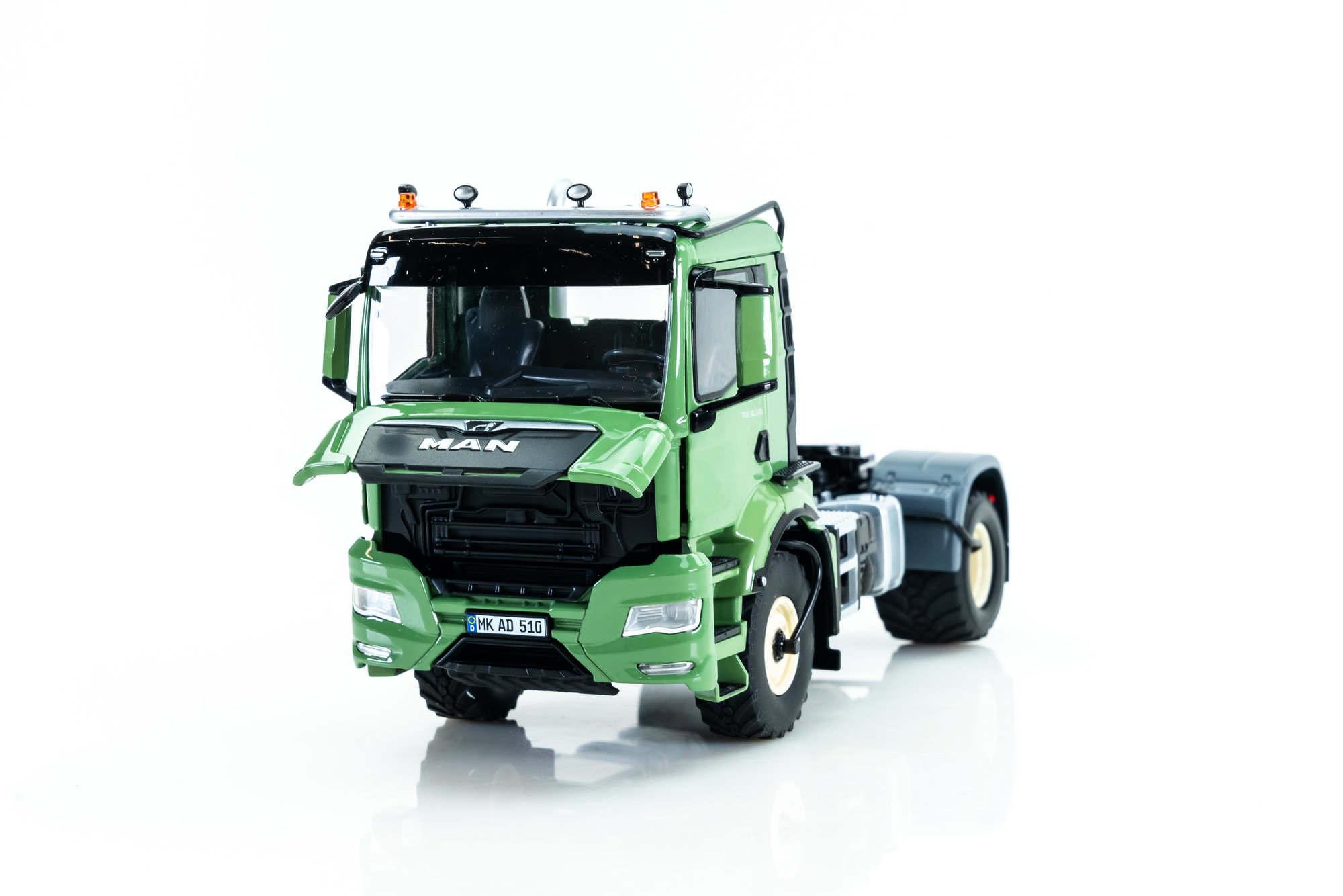 高質 TGS MAN 18.510 green - tractor 2-axle BL 4x4 モデルカー