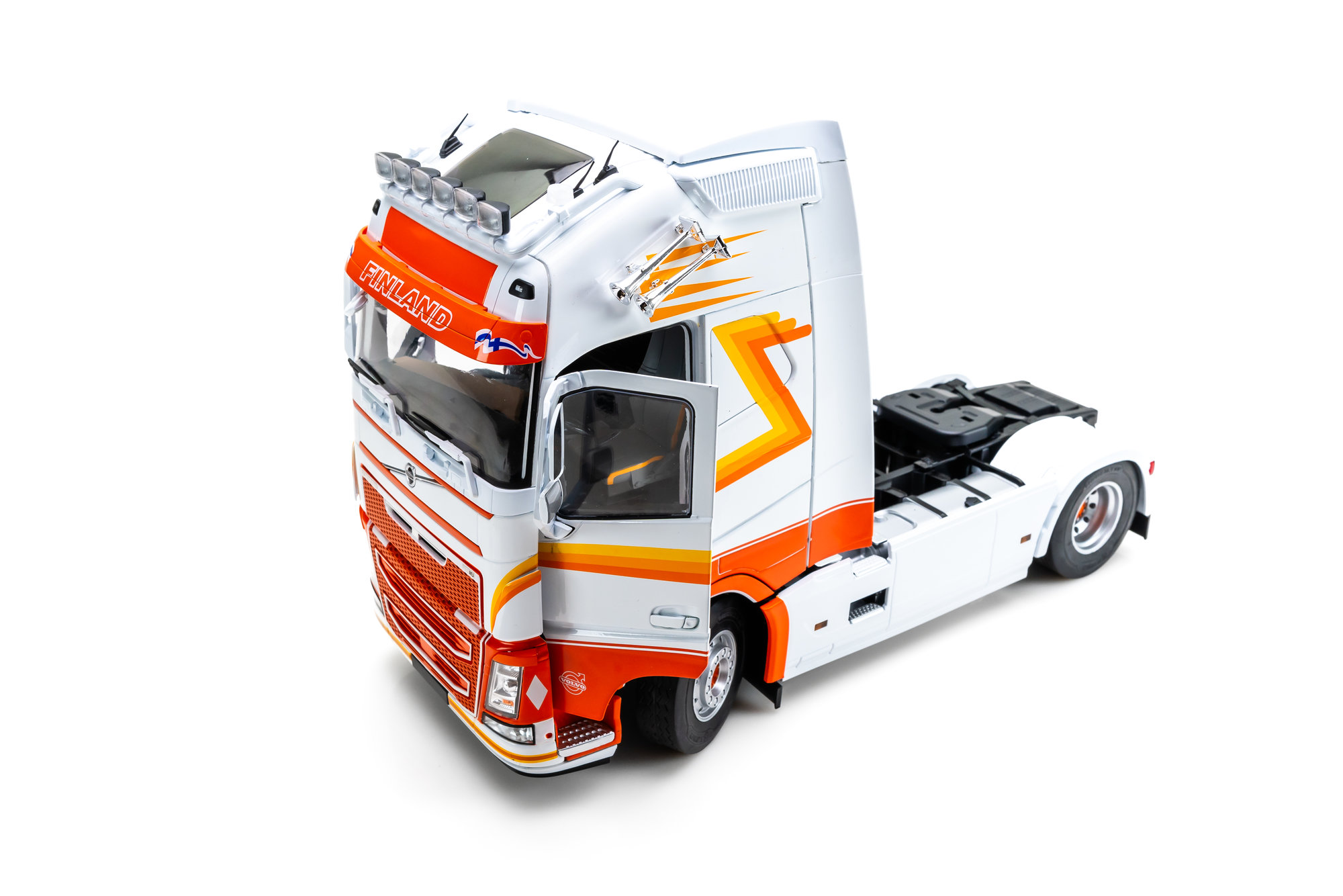 ミニカー　1/18 ボルボ FH16 XL キャブ 2018(ホワイト×オレンジ) [PCL30219] Volvo FH16 XL Cab, tractor truck 2018 /white - orange/