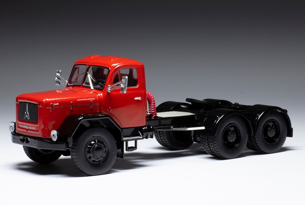 Magirus Jupiter 6x6, red | Modelsnavigator.com