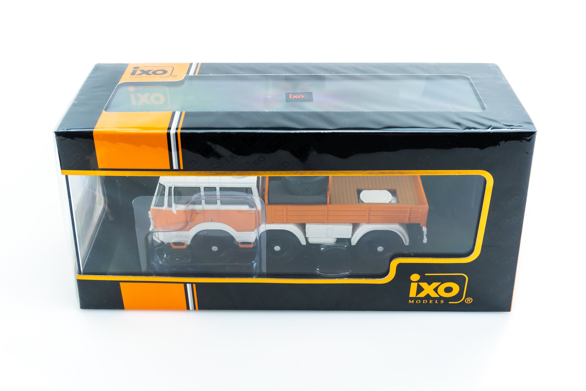 IXO 1:43 Tatra 813 6x6 Pick-Up Truck, Orange/White