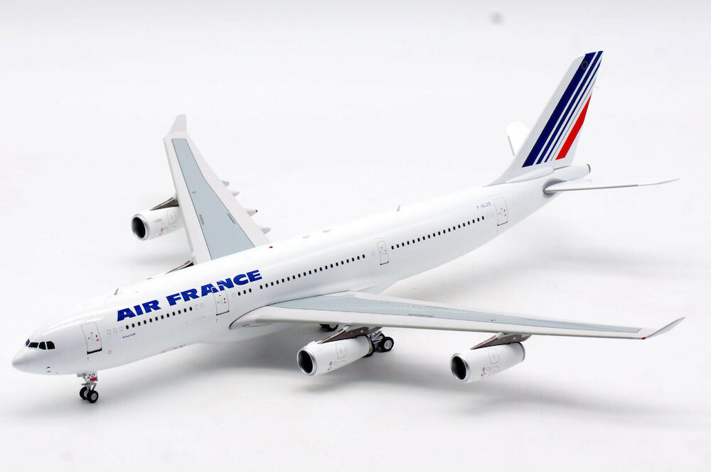 GULF AIR エアプレーンモデル 希少 Airbus A340 1/200 - メルカリ