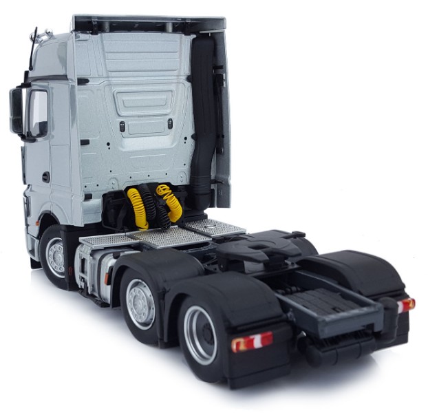 IMC MODELS 1/50 - Mercedes Actros GigaSpace 4x2 - Édition Limitée WOLF - Neuf