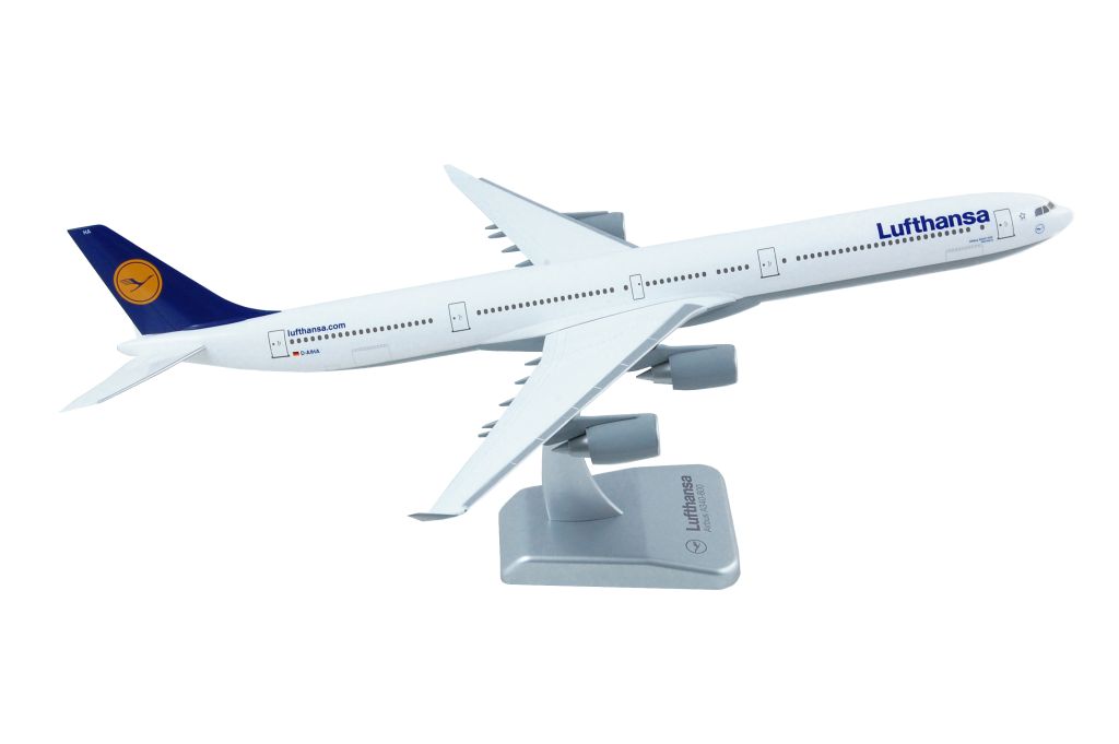 Airbus A340-600 Lufthansa - 