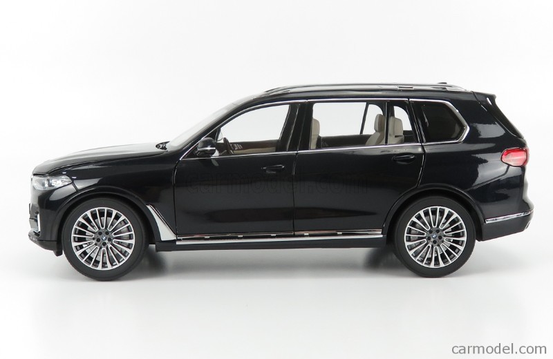 KYOSHO☆BMW X7 ブラック ミニカー KYOSHO - BMW - X7 (G07) 2019 | Modelsnavigator.com